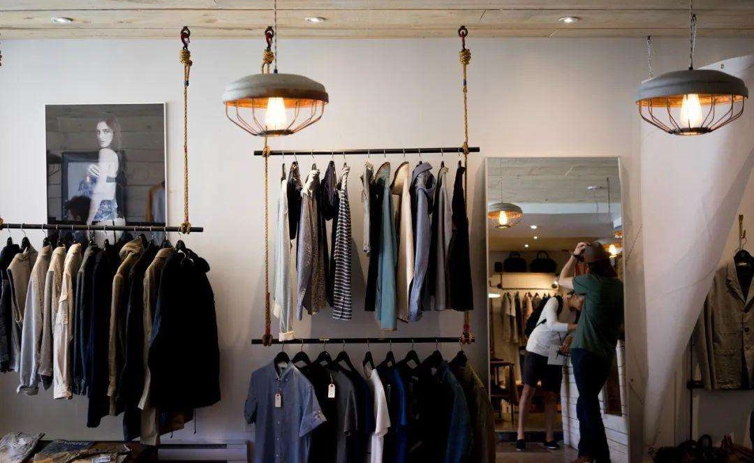 平平无奇的服装店，用一个方案锁定顾客24个月，一年盈利300万